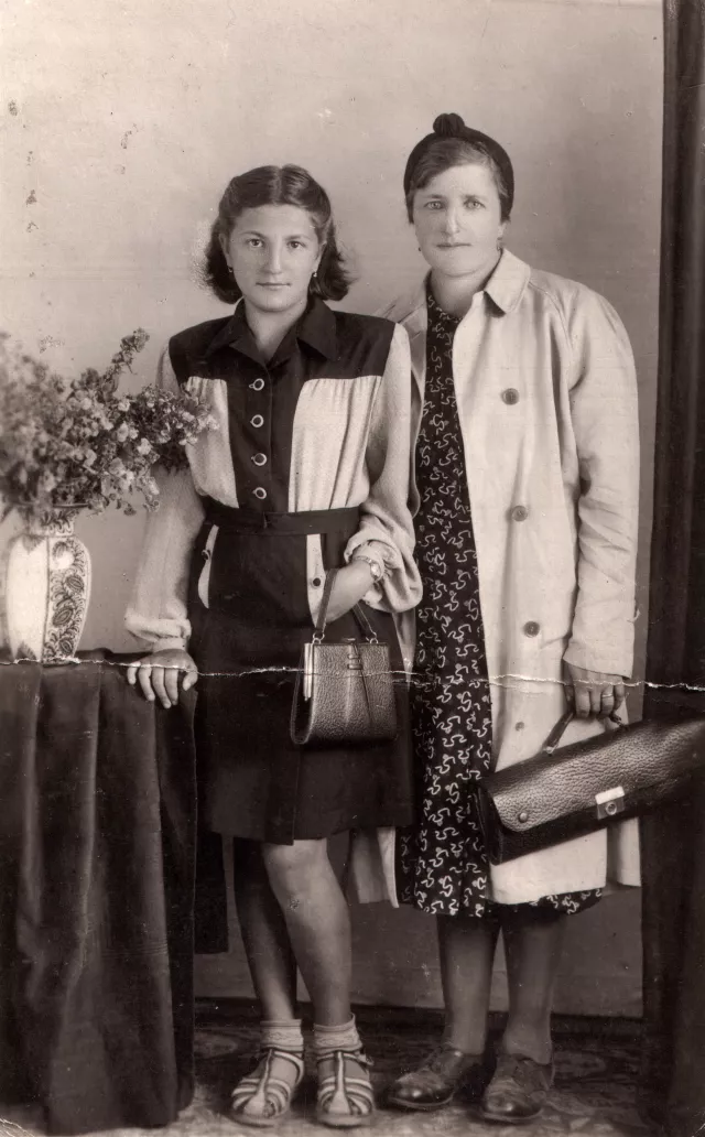 Székely Sára és Tabák Éva