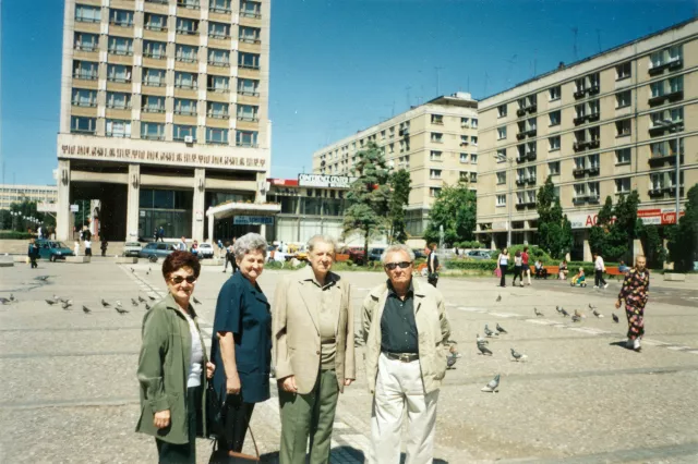 Tili Solomon and her family