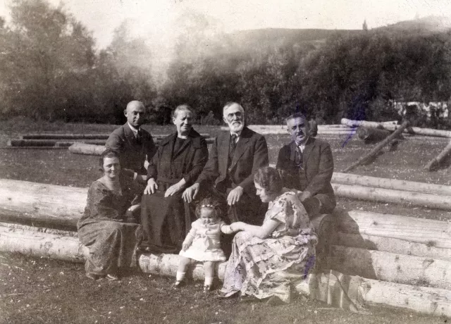 Riegelhaupt Fülõp és családja