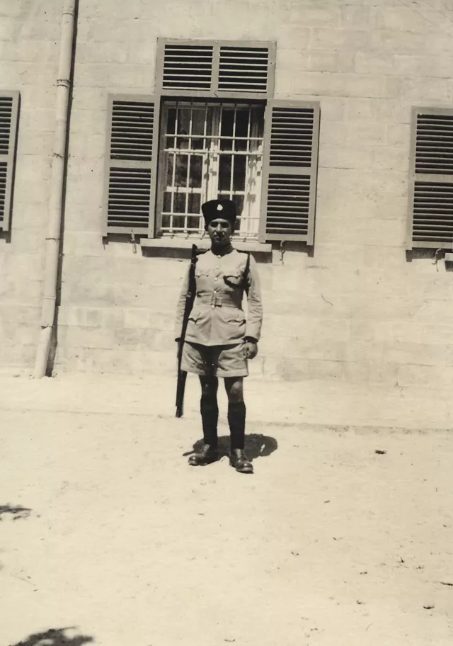 Alfred Barchelis bei der Polizei Alfred Barchelis bei der Polizei