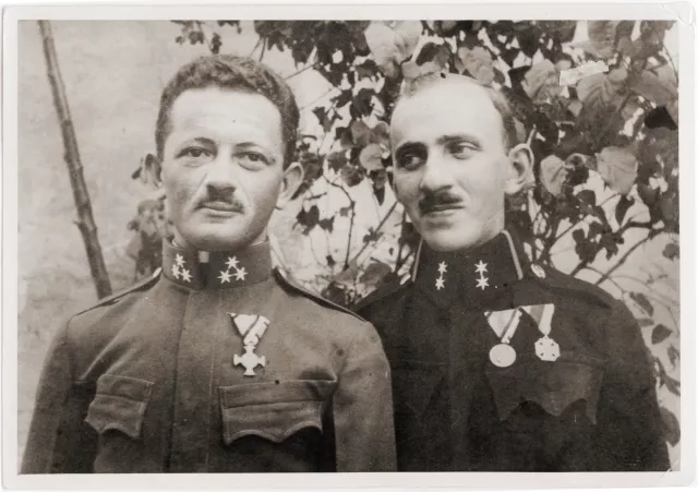 Wieder Gyula és katonatársa