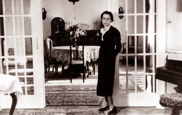 Magdalena Berger's stepmother Joli Grossberger