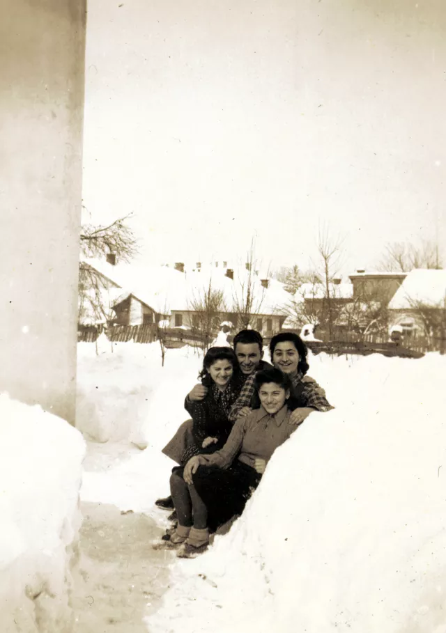Macika Grof, Rahela Perisic's friend and classmate, Rahela and her sister Flora Albahari Macika Grof, Rahela Perisic's friend and classmate, Rahela and her sister Flora Albahari