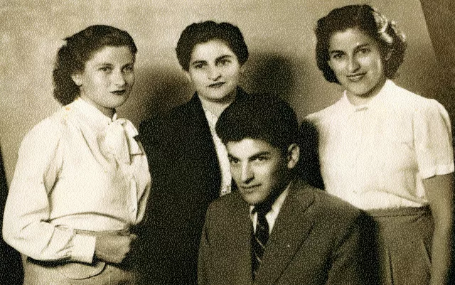Rahela Perisic with her siblings, Flora, Judita and Moric Albahari