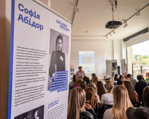 Building Bridges in Berlin