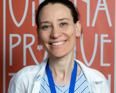 Dóra Kovács