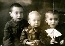 Leonid Karlinsky and his brothers Leonid Karlinsky and his brothers