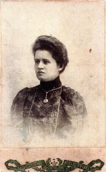 Mina Gomberg's maternal grandmother Clara Rapoport Mina Gomberg's maternal grandmother Clara Rapoport