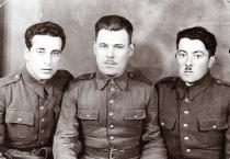 Leon Solowiejczyk in the Polish Army Leon Solowiejczyk in the Polish Army