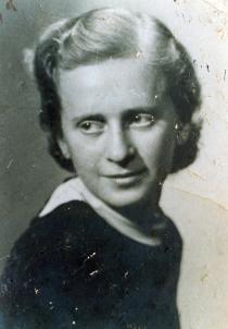 Gáspár Anna Éva Gáspár Anna Éva